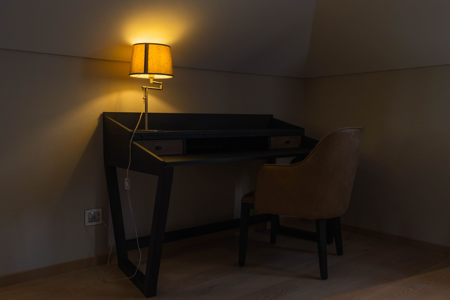 Kajang Writing Desk